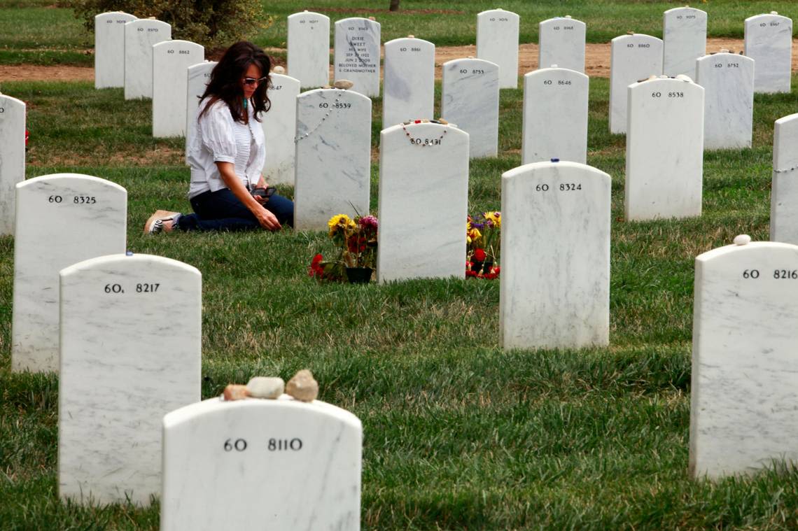 Trump’s desecration of Arlington National Cemetery shows he is unfit to be president | Opinion