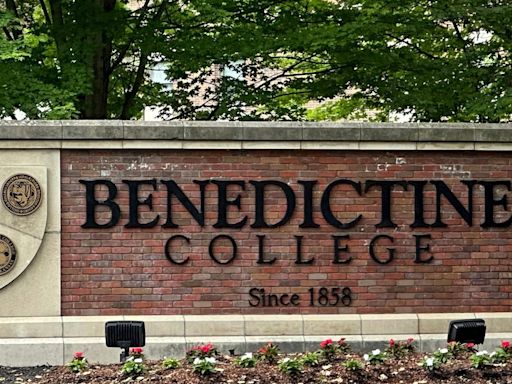 Why the speech by Kansas City Chiefs kicker was embraced at Benedictine College's commencement