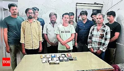 150 arrested for gambling | Surat News - Times of India