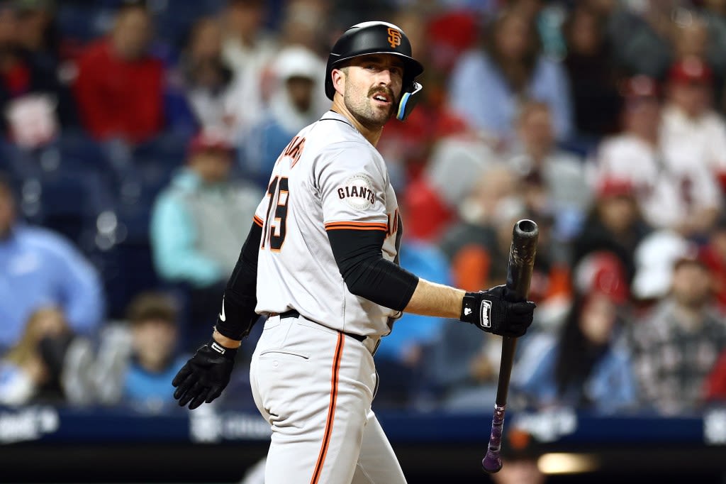 Tom Murphy leaves injured, throwing SF Giants catching situation into chaos