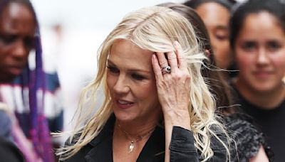 Jennie Garth arrives at The View to discuss death of Shannen Doherty