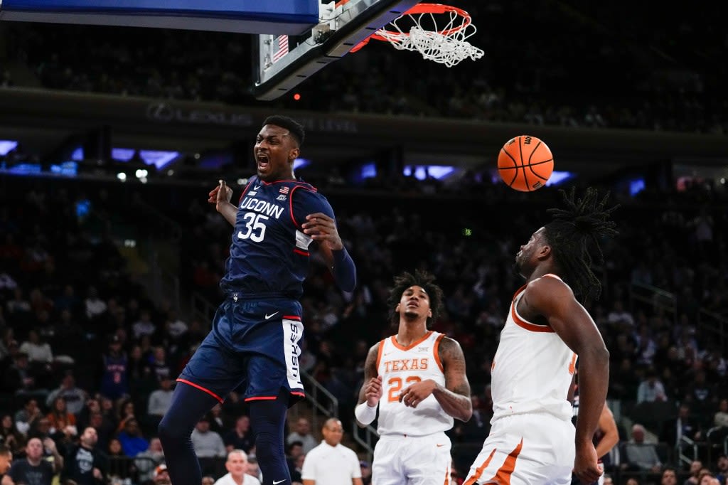 Report: UConn men’s basketball finalizing home-and-home series with Texas