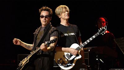 "The strangest cat I’d ever seen": Earl Slick recalls meeting David Bowie in rock 'n' roll memoir