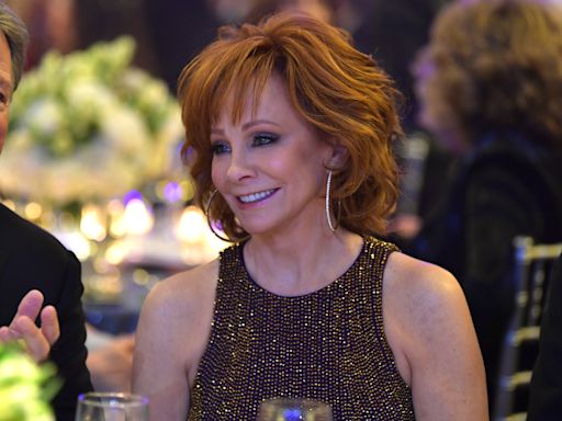 Reba McEntire unexpectedly reveals she and her boyfriend have called it quits