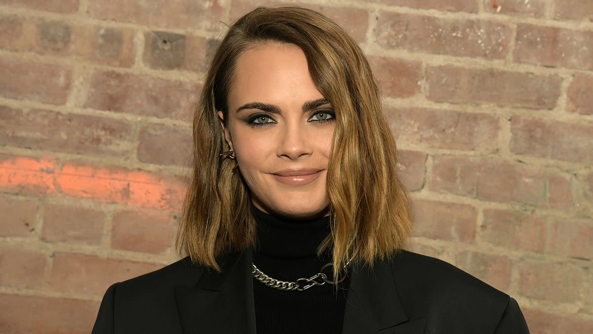 Cara Delevingne admits to getting drunk at 8 years old: 'Crazy age'