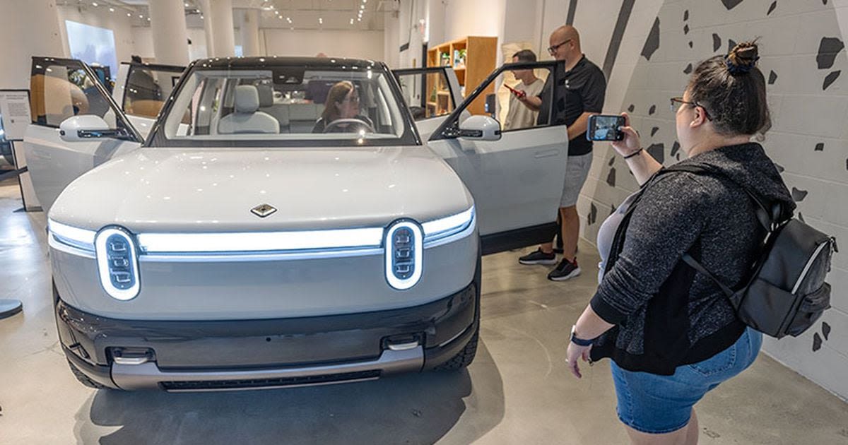 Rivian to receive $827 million incentive package from Illinois