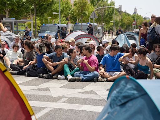 Madrid sancionará a las universidades que no controlen escraches y acampadas en los campus