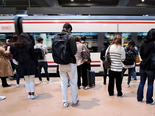 Claves: a Renfe le toca luchar por los cercanías, y Anfac y el Gobierno se vuelven a querer