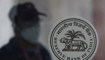 Instant view: India cenbank holds rates as widely expected