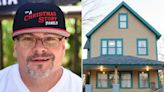 Owner of 'A Christmas Story' House Curses Out Actor Who Was Taking Pictures with Fans on Property: 'Scammer'