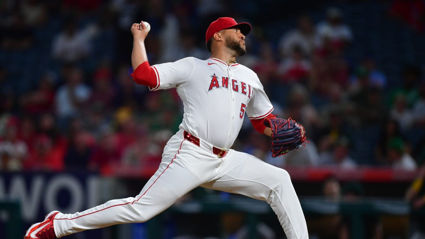 Angels Notes: Carlos Estévez Trade Rumors, Performance Dip, Injury Updates