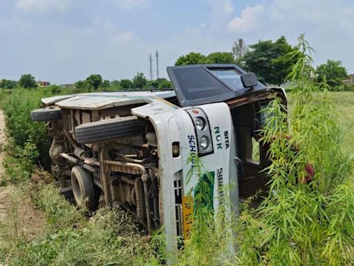 School bus with 50 kids topples into fields, 9-year-old sustains head injuries, others minor bruises