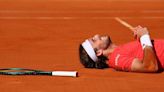 El renacer de Tsitsipas y su vuelta al top 10: vence a Ruud para conquistar su tercer Masters 1000 de Montecarlo - La Tercera