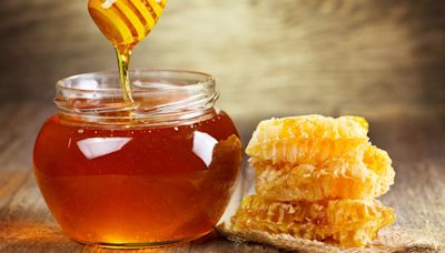 Love Honey? Try These 5 Easy Ways To Include It In Your Everyday Cooking