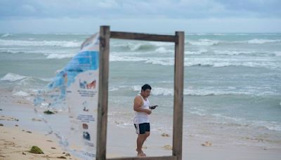 Beryl moves over Mexico’s Yucatan Peninsula as Texas officials urge coastal residents to prepare