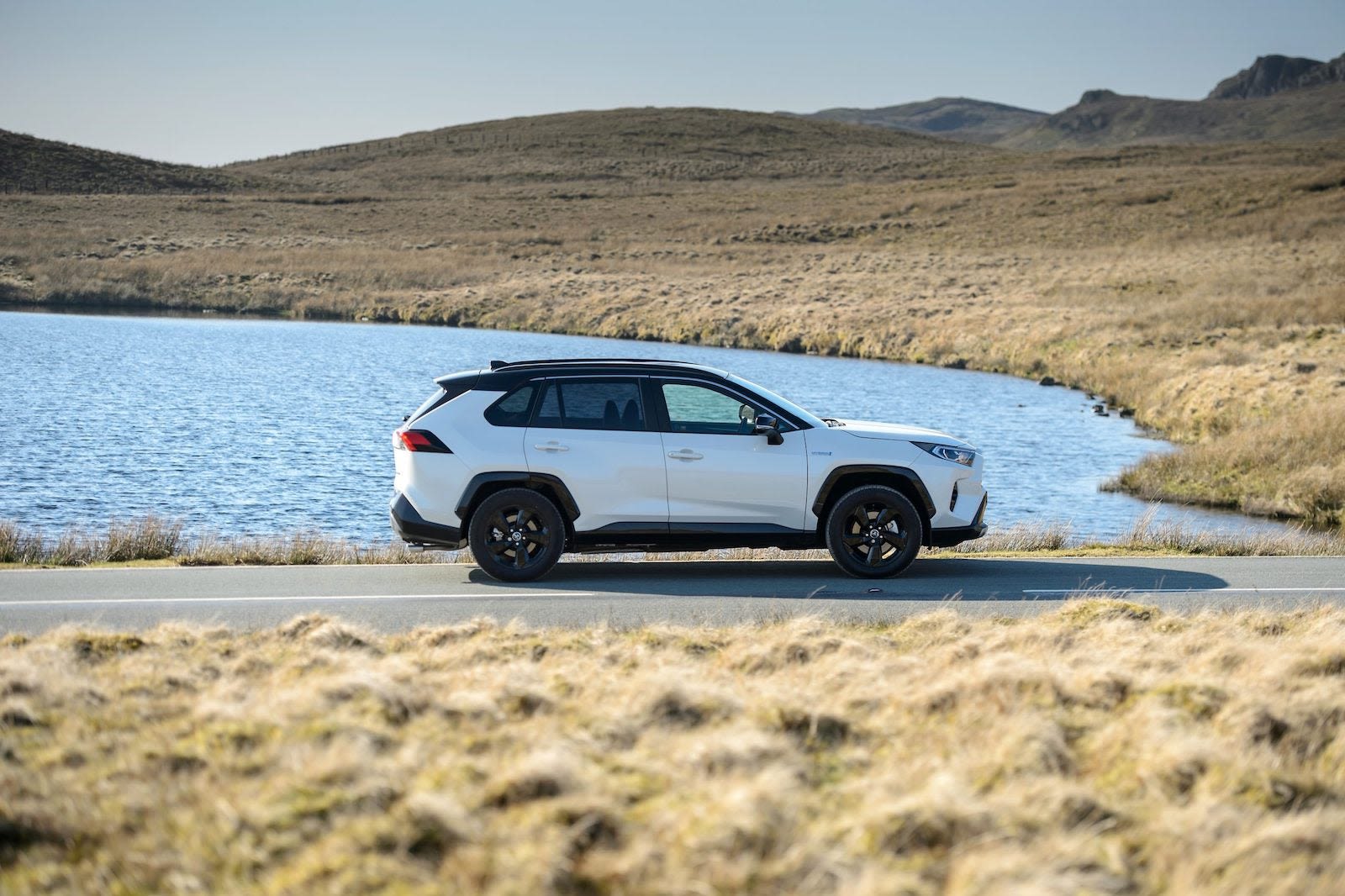 April NZ new vehicle sales slow with start of financial year