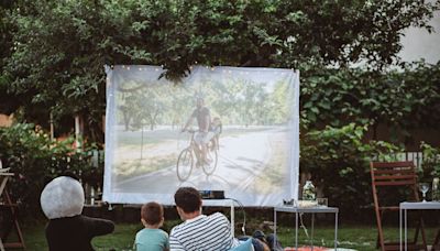 Everything You Need to Plan an Unforgettable Backyard Movie Night