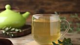 Cómo preparar té de eucalipto, la infusión más recomendada para destapar las fosas nasales