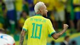 Neymar visita a la selección brasileña y les desea "toda la suerte" en la Copa América