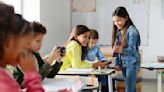 Los Angeles school board votes to ban cellphone use during school hours