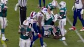 Estremecedor golpe en la NFL: chocó su cabeza contra un rival y sufrió conmoción cerebral