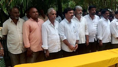 Jolt to former Minister Peddireddi in Punganur as Municipal Chairman, 10 councillors join TDP