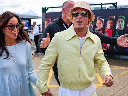 Como pocas veces, Brad Pitt e Ines de Ramón presumen su amor en el Gran Premio de Gran Bretaña