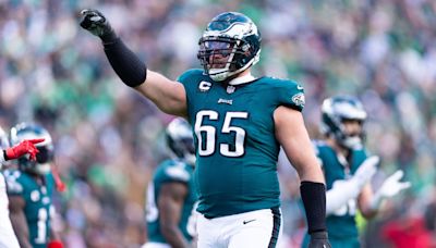 Eagles Right Tackle Discusses Future, Leadership Role With Jason Kelce Retired