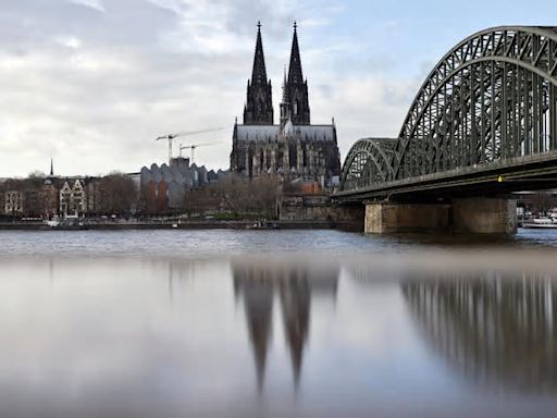 7 Geheimnisse über den Kölner Rhein, die nicht jeder kennt