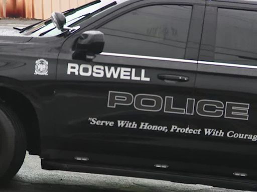 14-year-old arrested for online threats against Roswell middle school