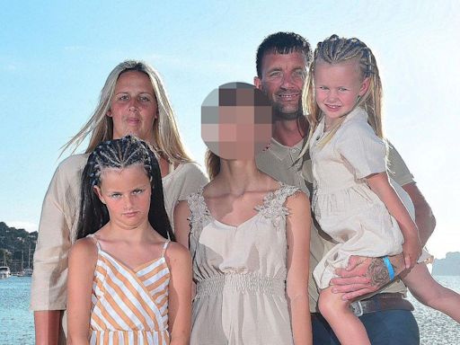 Four members of same family killed in horror car crash that left girl, 11, orphaned