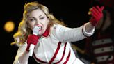 Madonna cumple 65 años recuperándose para su gira mundial y sin ganas de parar