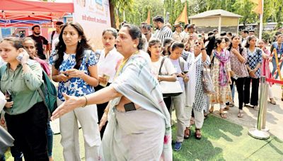 Shiv Sena UBT holds maha job fair, says wants youth to be independent