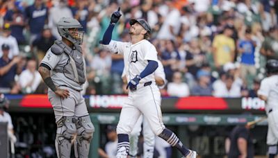 Tigers score 9 runs in 2 innings of 11-2 win over White Sox after scoring 5 in 6 previous games