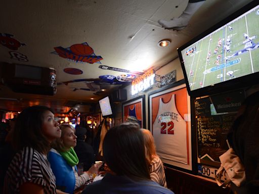 NFL, RedBird joint venture EverPass lines up 'Sunday Ticket' streaming in bars, restaurants