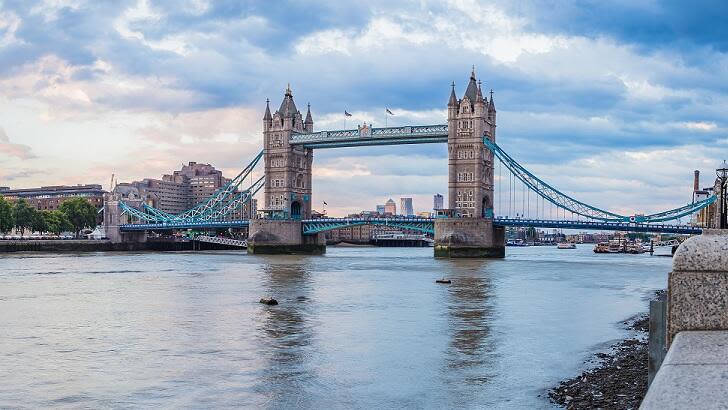 Video: Shark Seen Swimming in River Thames? | iHeart