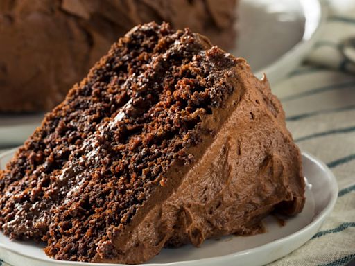 Making Chocolate Cake Just Got Easier! Try This Easy Blender Recipe Today For Instant Joy