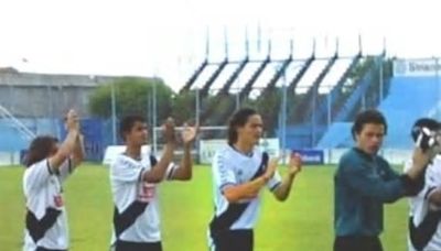 Video: el sentido saludo de Edinson Cavani para Temperley