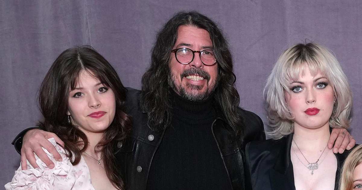 Dave Grohl's Daughters Deactivate Social Media Amid Cheating Scandal