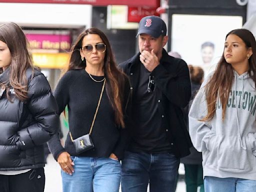 Matt Damon goes shopping with his two daughters and wife Luciana