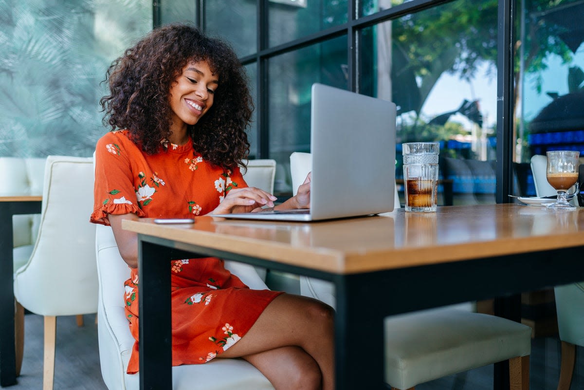 Connect And Conquer: Here’s How To Leverage LinkedIn Before and After Networking Events | Essence