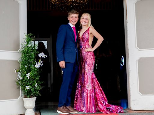 Lake Fenton shines on red carpet at ‘Garden Gala’ prom