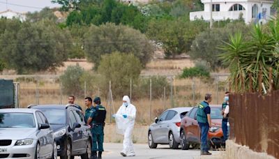 Nuevo crimen machista que se ha cobrado la vida de dos víctimas, una madre de 55 años y su hijo de 26, en un chalet de Benaguasil.