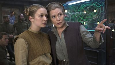 ... Day With Her Daughter At Disney Parks, And Fans Had All The Sweet Carrie Fisher-Related Responses