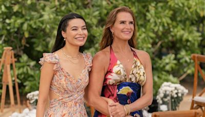 'Mother of the Bride' reminded Brooke Shields, Miranda Cosgrove of 'Blue Lagoon,' 'iCarly'