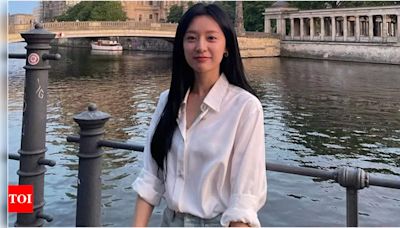 Kim Jiwon's agency raises concern for her safety post airport mobbing incident; urges fans to avoid giving gifts and clicking photos | - Times of India