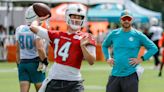 Dolphins Stock Report (Practice 4): Dolphins offense far too generous with the football