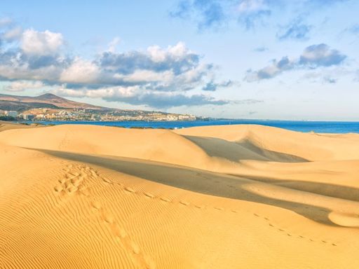 Gran Canaria hit by strongest earthquake in 60 years