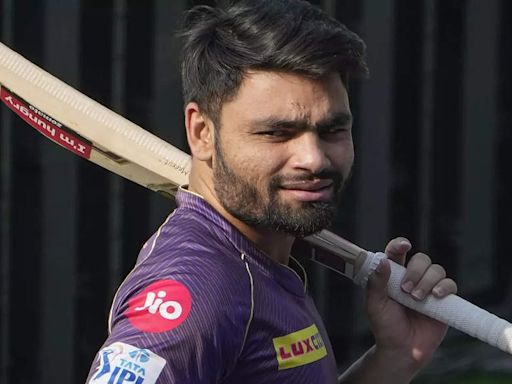 'Samjho yaar feeling..': Director fails to persuade KKR's star batsman Rinku Singh to dance | Cricket News - Times of India