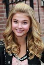 Stefanie Scott